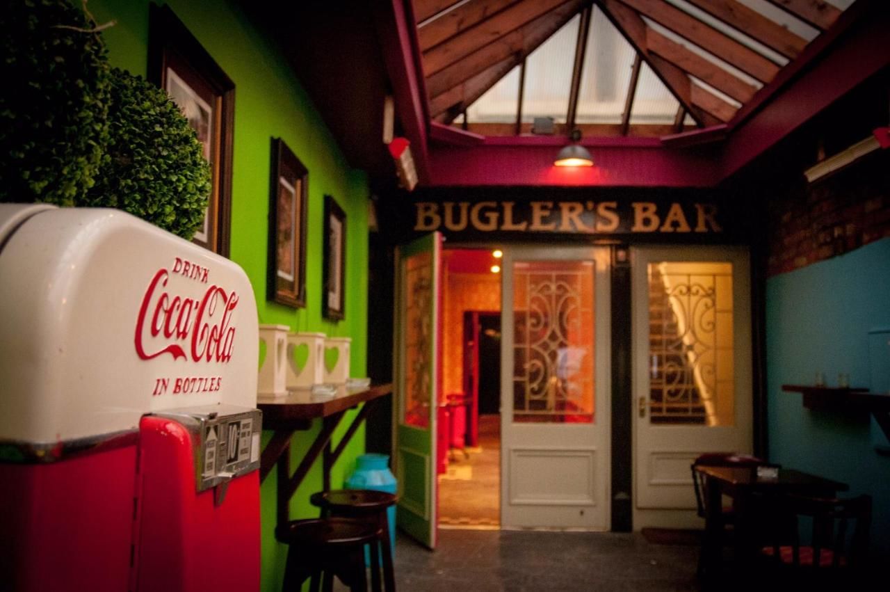 Гостевой дом Bugler Doyles Bar & Townhouse Уэксфорд-25
