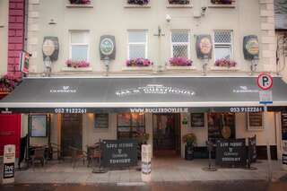 Гостевой дом Bugler Doyles Bar & Townhouse Уэксфорд-0